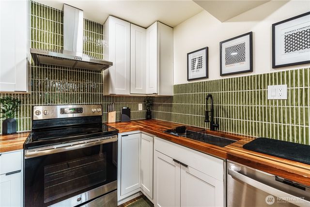830 S 301st Place, Federal Way, WA 98003