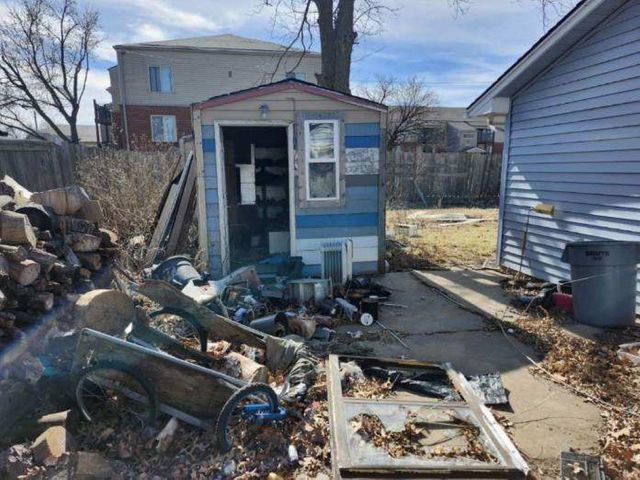 5013 Looman St, Wichita, KS 67220