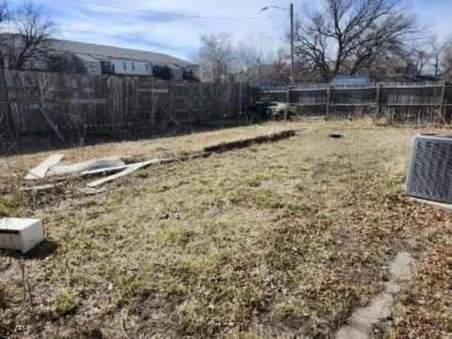 5013 Looman St, Wichita, KS 67220