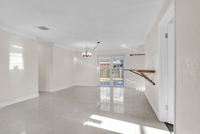 1821 Montague Street, Lake Worth Beach, FL 33461