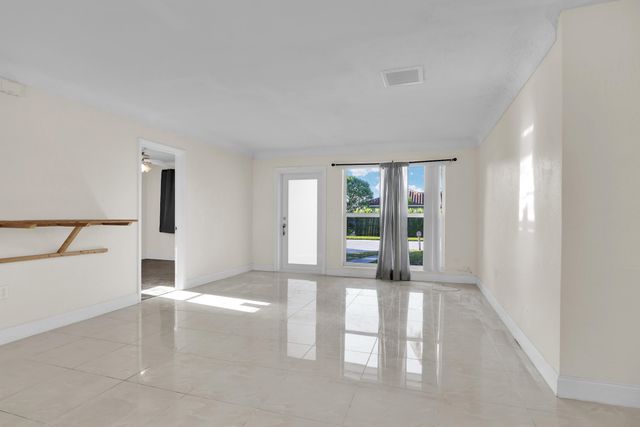 1821 Montague Street, Lake Worth Beach, FL 33461