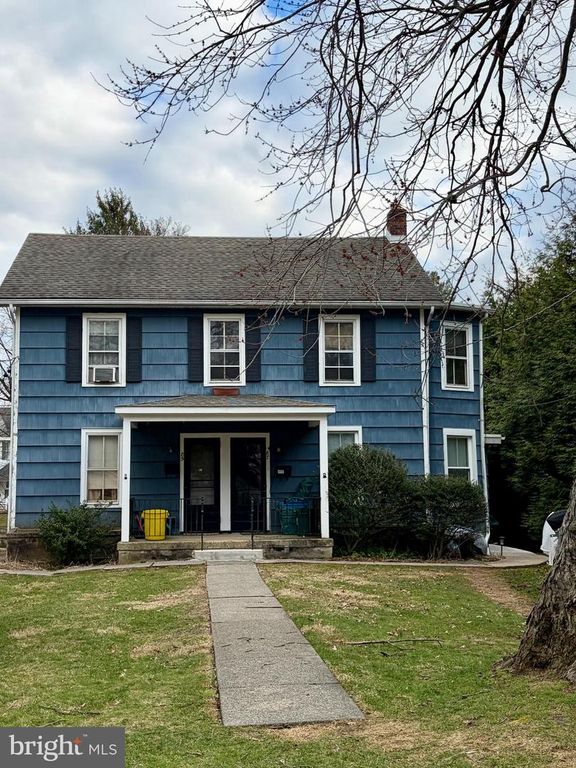 87 MODEL AVE, Hopewell, NJ 08525