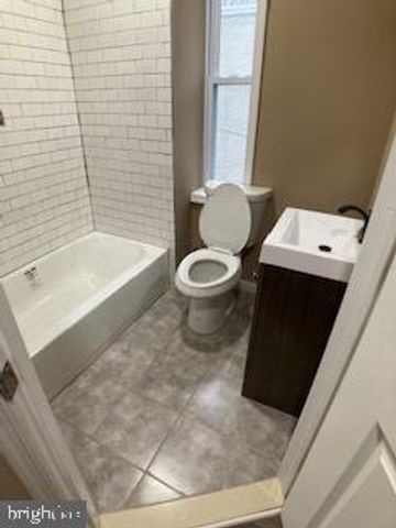 758 N DEKALB ST, Philadelphia, PA 19104