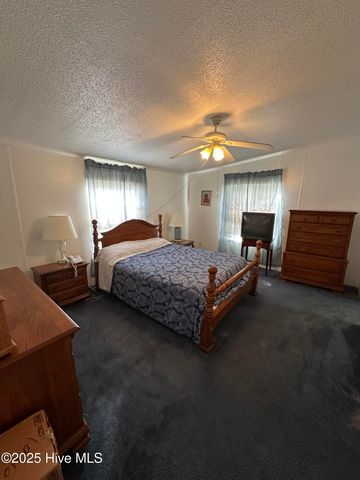 1232 Mears Lane, Clarkton, NC 28433