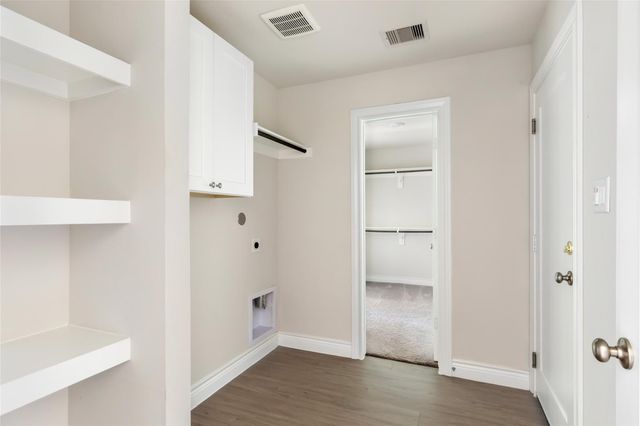 10240 Cabo Del Sol Drive, Cleveland, TX 77327