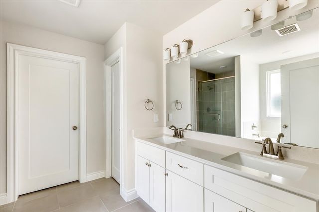 10240 Cabo Del Sol Drive, Cleveland, TX 77327