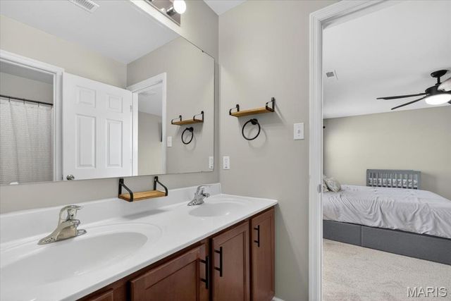 506 Rifle Ridge Drive, Wentzville, MO 63385