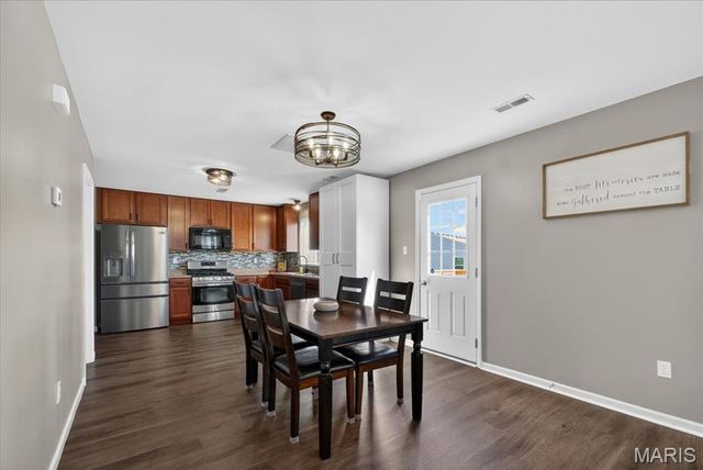506 Rifle Ridge Drive, Wentzville, MO 63385