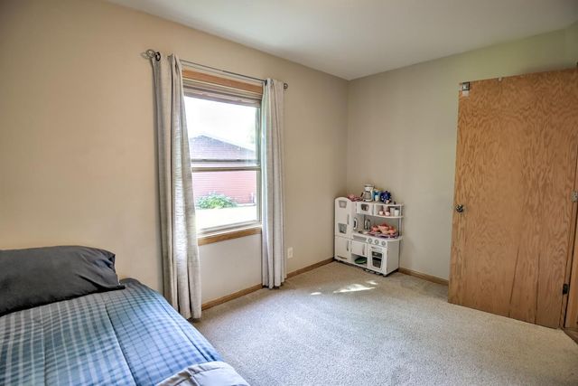 558 Spencer Drive, Evansville, WI 53536