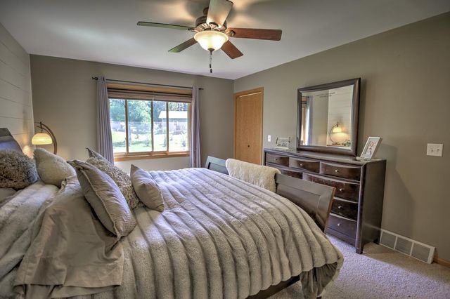 558 Spencer Drive, Evansville, WI 53536
