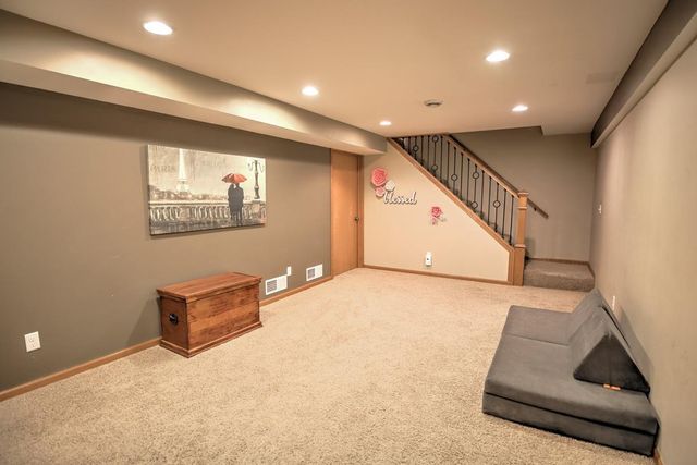 558 Spencer Drive, Evansville, WI 53536