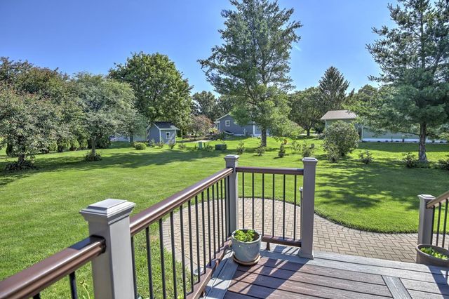 558 Spencer Drive, Evansville, WI 53536