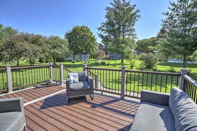 558 Spencer Drive, Evansville, WI 53536