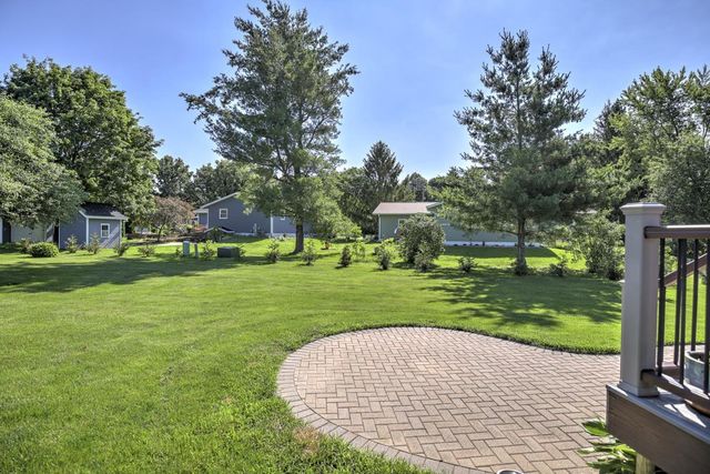 558 Spencer Drive, Evansville, WI 53536