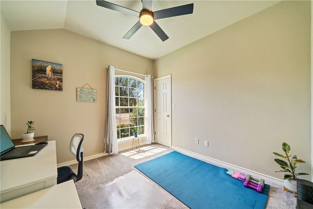 2221 Spoonbill Dr, Corpus Christi, TX 78414