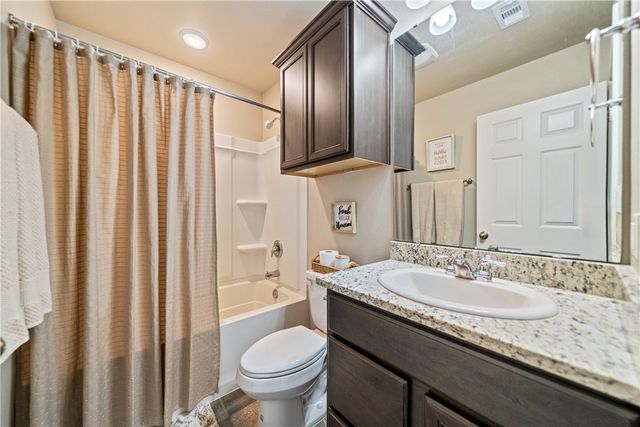 2221 Spoonbill Dr, Corpus Christi, TX 78414