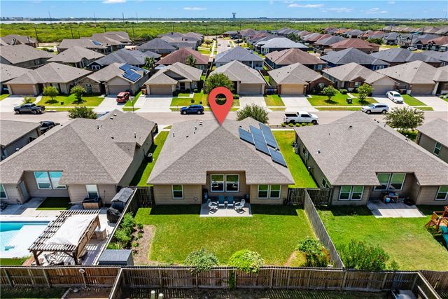 2221 Spoonbill Dr, Corpus Christi, TX 78414