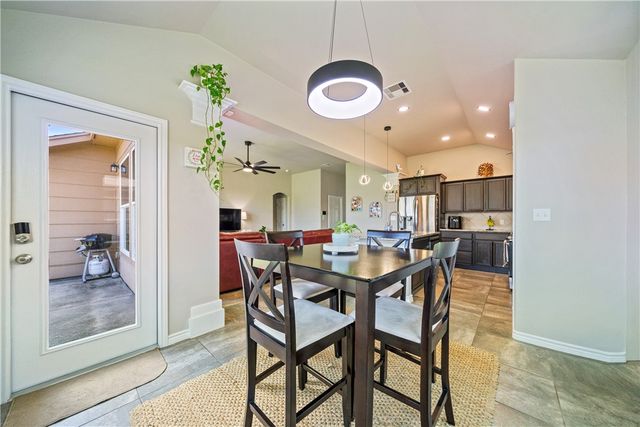 2221 Spoonbill Dr, Corpus Christi, TX 78414