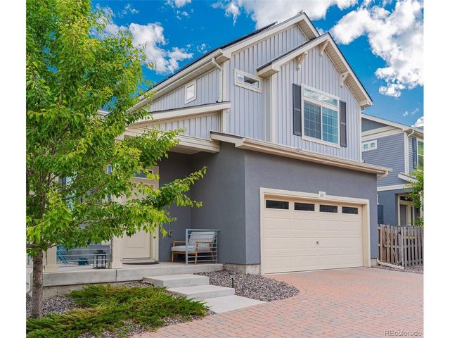 211 S Oak Hill St, Aurora, CO 80018