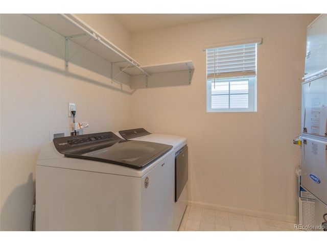 211 S Oak Hill St, Aurora, CO 80018