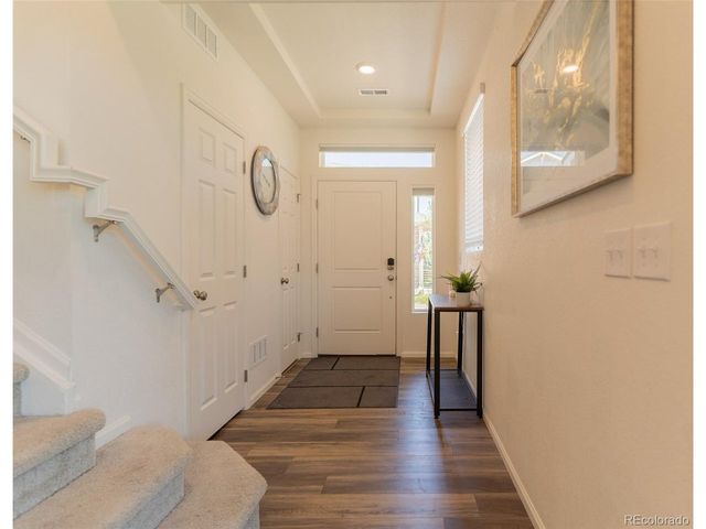 211 S Oak Hill St, Aurora, CO 80018