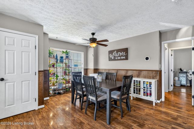 7900 Laura Jean Ct, Louisville, KY 40291