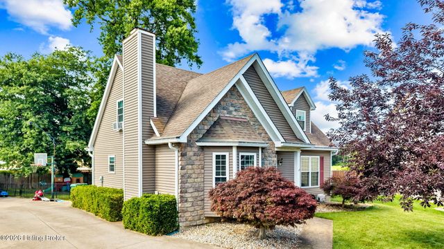 7900 Laura Jean Ct, Louisville, KY 40291