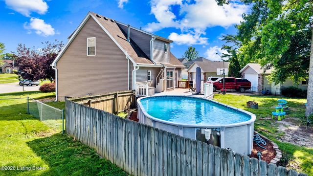 7900 Laura Jean Ct, Louisville, KY 40291