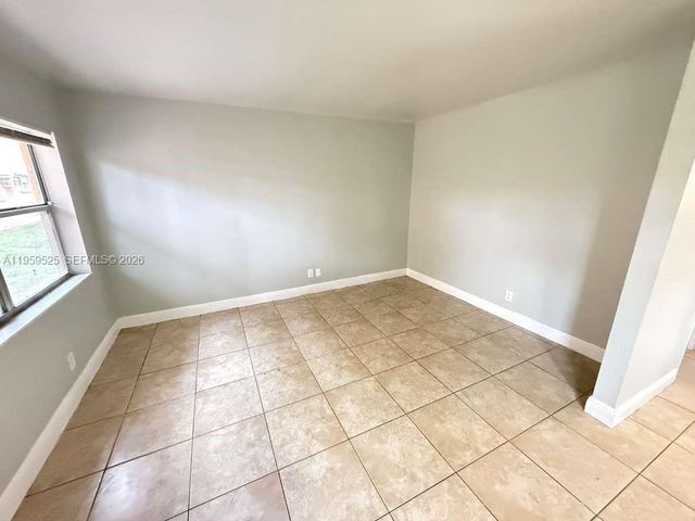 101 NE 41st St A1, Oakland Park, FL 33334