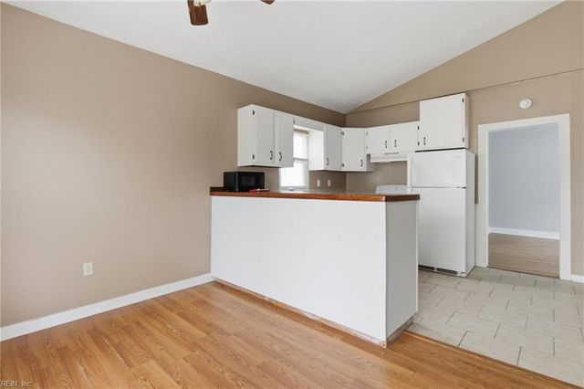 7 Central ST, Hampton, VA 23663