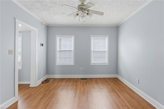 7 Central ST, Hampton, VA 23663