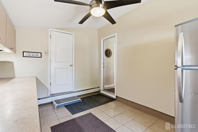 31 Pinetree Drive, Sayreville, NJ 08859