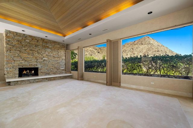 28 Evening Star Drive, Rancho Mirage, CA 92270