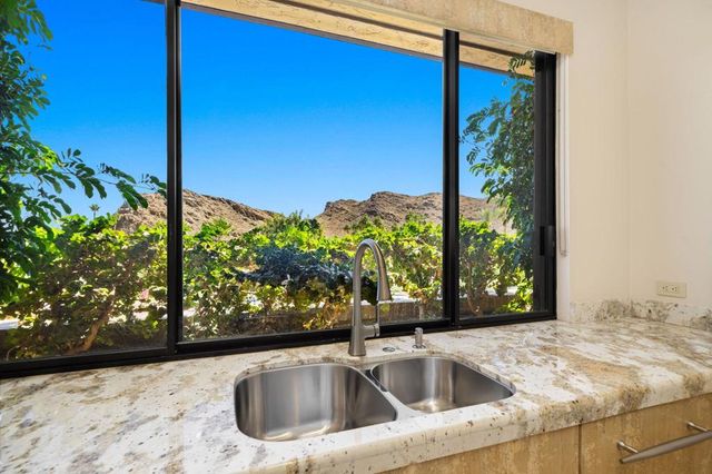 28 Evening Star Drive, Rancho Mirage, CA 92270