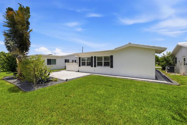 9729 37TH STREET N, Pinellas Park, FL 33782