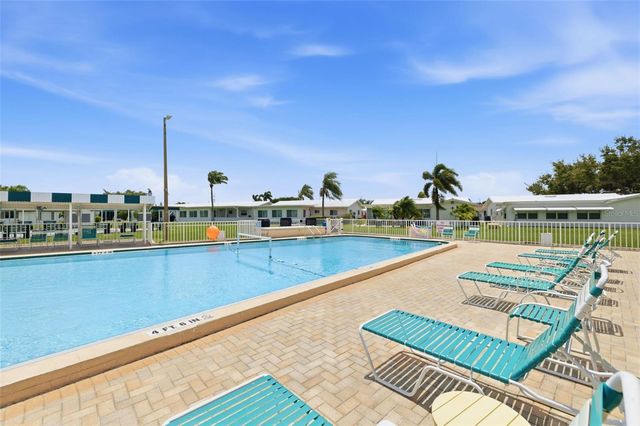 9729 37TH STREET N, Pinellas Park, FL 33782