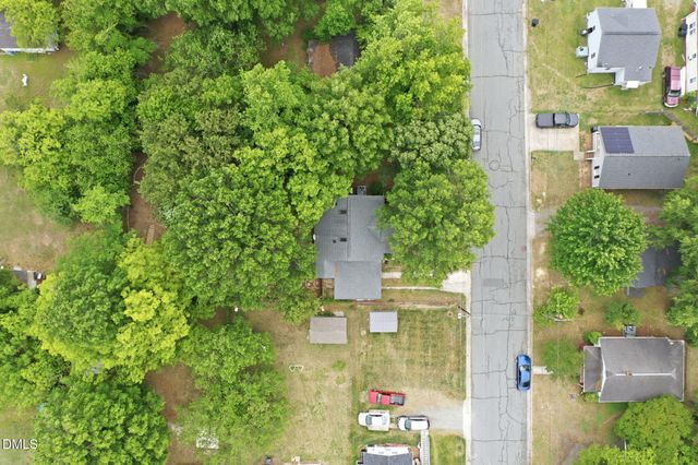 1627 Melody Lane, Burlington, NC 27215