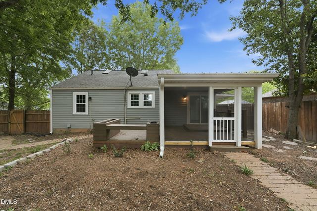 1627 Melody Lane, Burlington, NC 27215