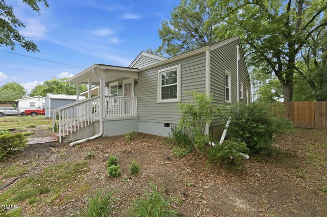1627 Melody Lane, Burlington, NC 27215