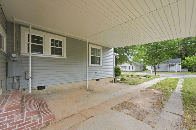 1627 Melody Lane, Burlington, NC 27215