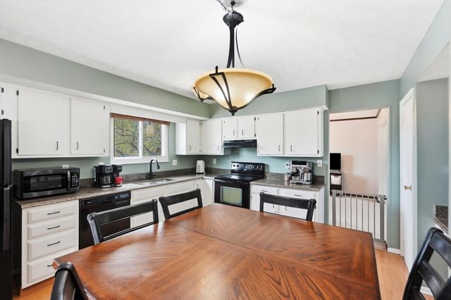 6296 Seneca Way, Grove City, OH 43123
