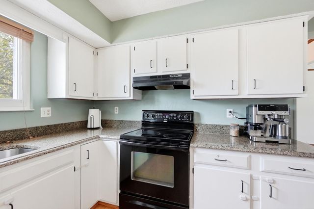 6296 Seneca Way, Grove City, OH 43123