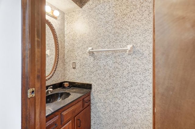 6296 Seneca Way, Grove City, OH 43123