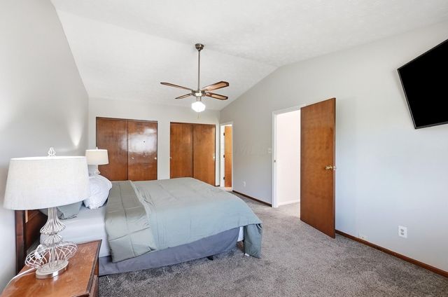 6296 Seneca Way, Grove City, OH 43123