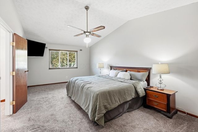6296 Seneca Way, Grove City, OH 43123