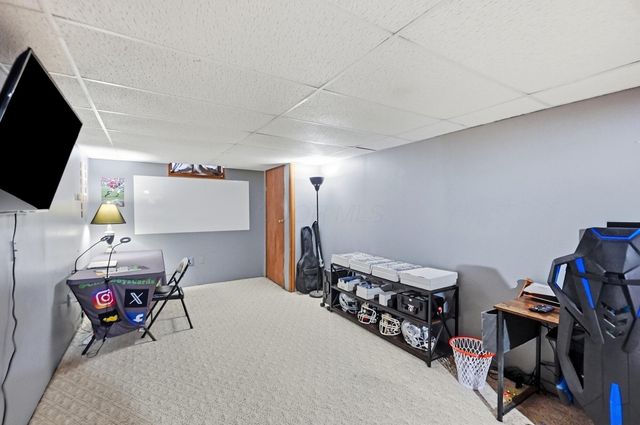 6296 Seneca Way, Grove City, OH 43123