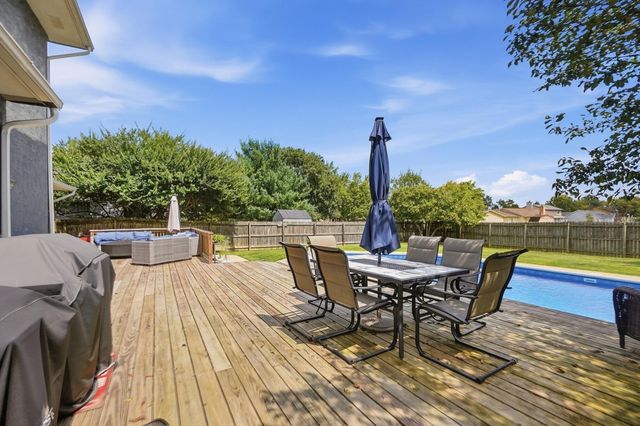 6296 Seneca Way, Grove City, OH 43123