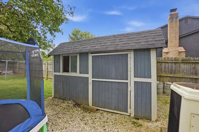 6296 Seneca Way, Grove City, OH 43123