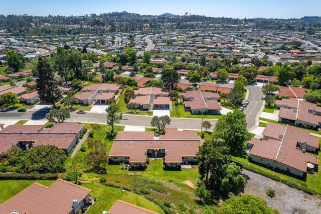 16657 Roca Dr, San Diego, CA 92128