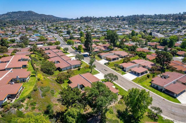16657 Roca Dr, San Diego, CA 92128